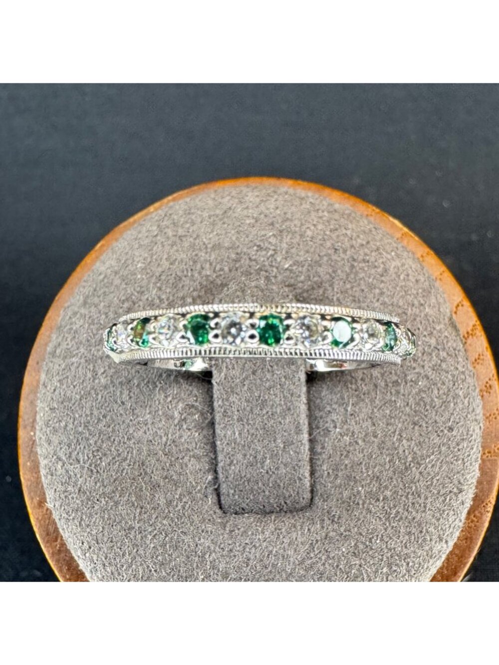 VTG Solid Sterling Silver 925 Green & White Cubic Zirconia Band Ring Size 8